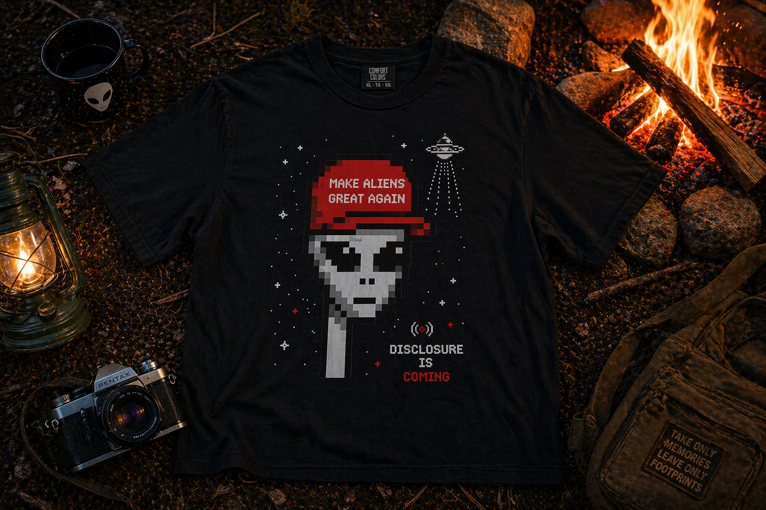 Disclosure Shirt in True Navy — side view