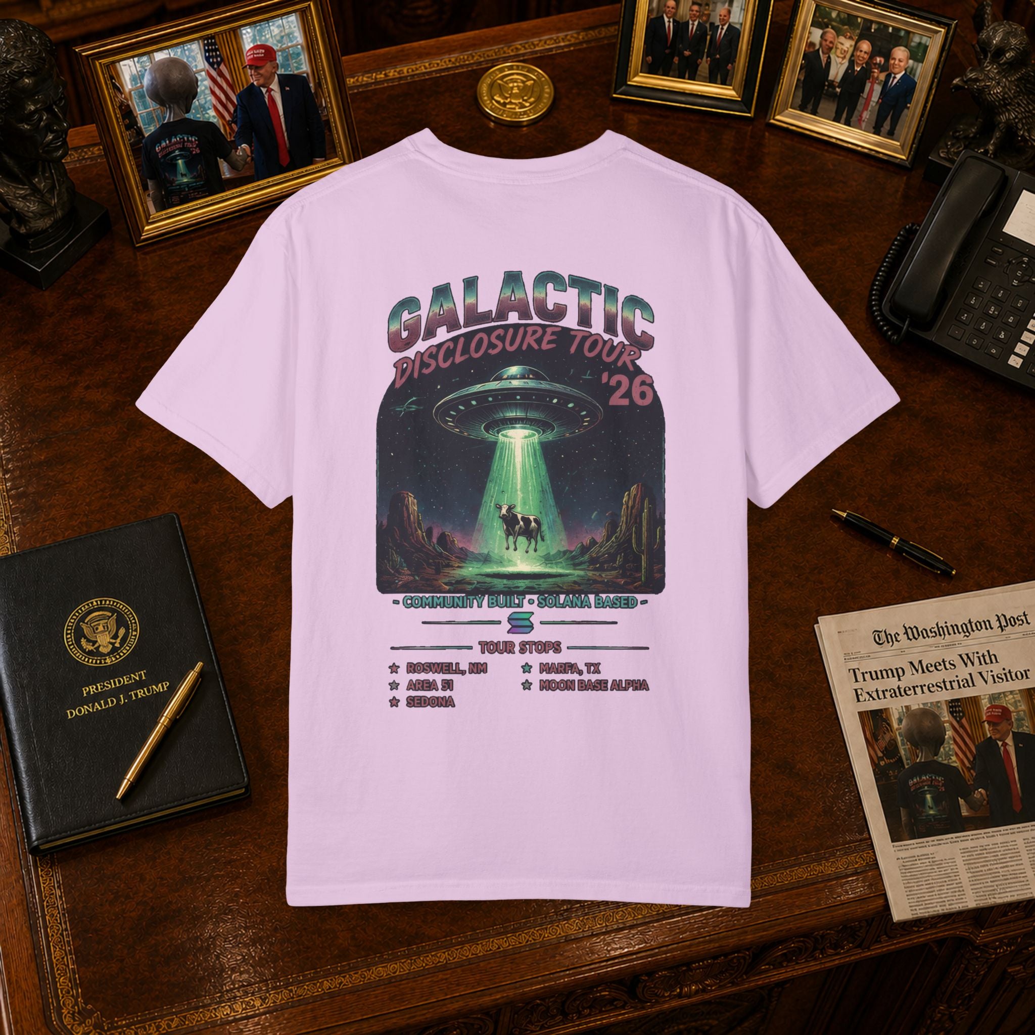 Tour Shirt in Pepper — side view